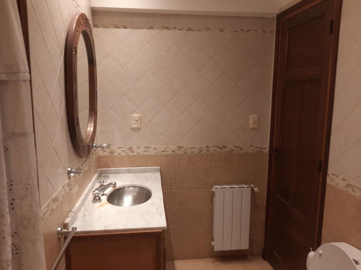 Casa Frente Al Parque San Martin Zona Residencial Villa เมนโดซา ภายนอก รูปภาพ